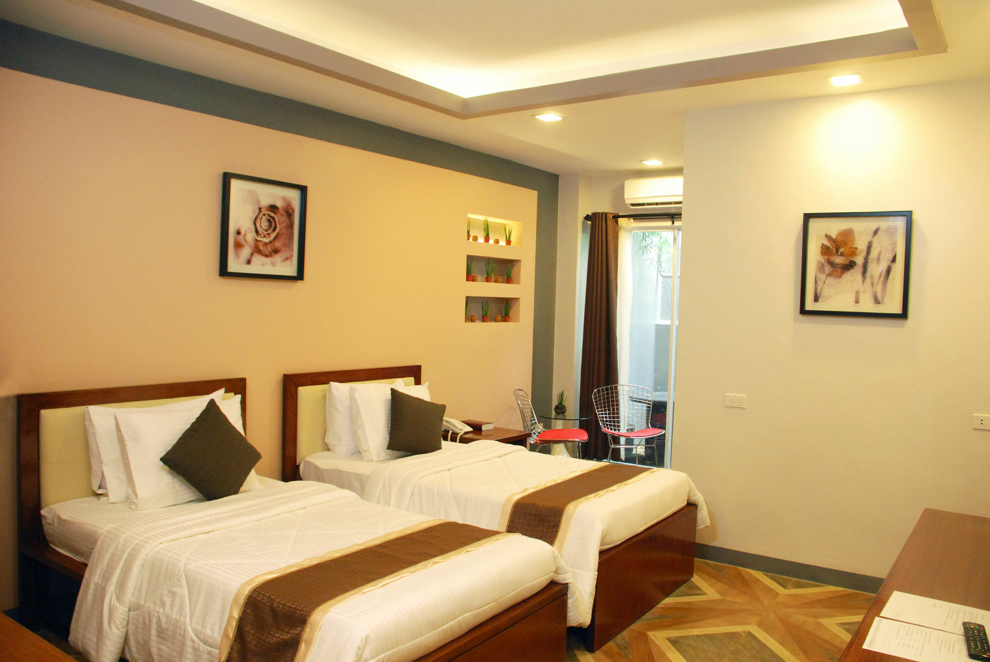Nao Hotel Tagaytay City Buitenkant foto