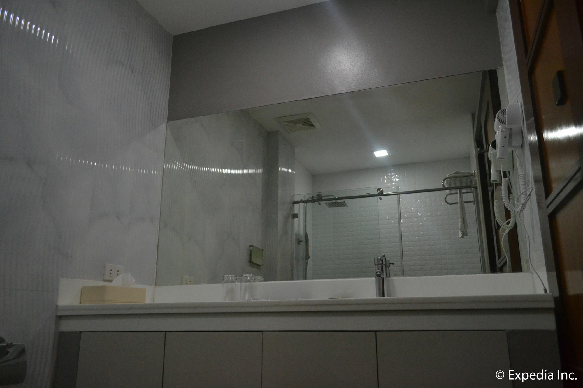 Nao Hotel Tagaytay City Buitenkant foto